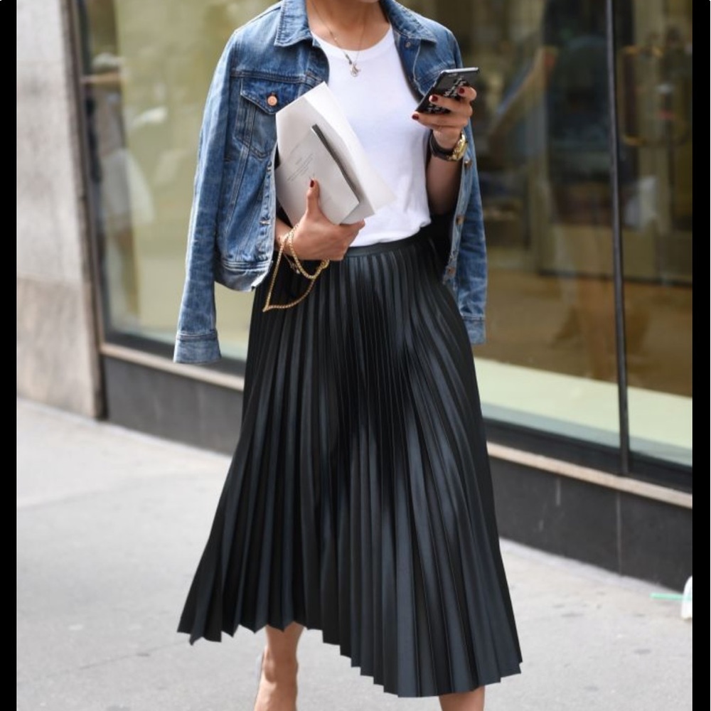 Zara black faux leather belted maxi skirt size XS